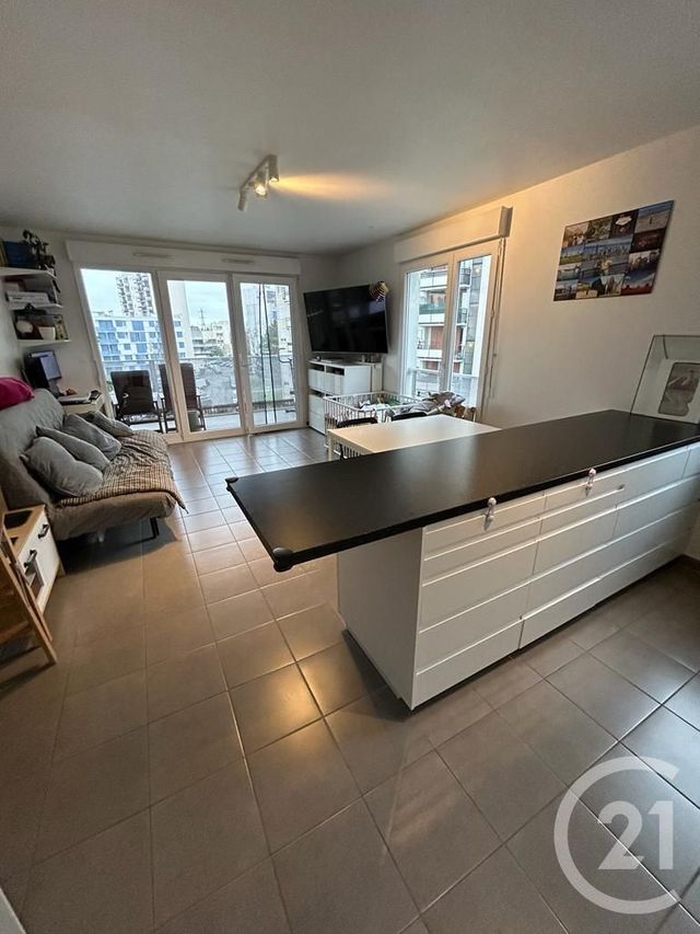 Appartement F3 à vendre - 3 pièces - 60,62 m2 - Rosny Sous Bois - 93 - ILE-DE-FRANCE