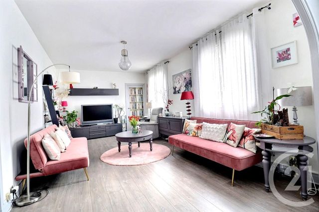 Appartement F4 à vendre - 4 pièces - 69 m2 - Noisy Le Sec - 93 - ILE-DE-FRANCE
